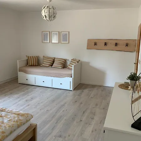 Hébergement de vacances Undine Mit E-auto-ladestation Oranienbaum-Woerlitz