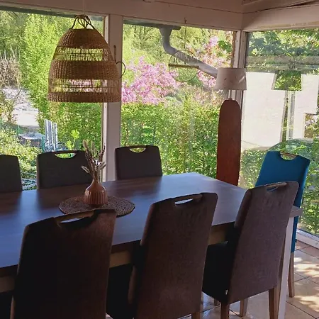 Undine Mit E-auto-ladestation Oranienbaum-Woerlitz