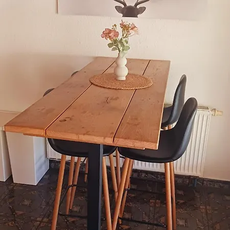 Undine Mit E-auto-ladestation * Oranienbaum-Woerlitz