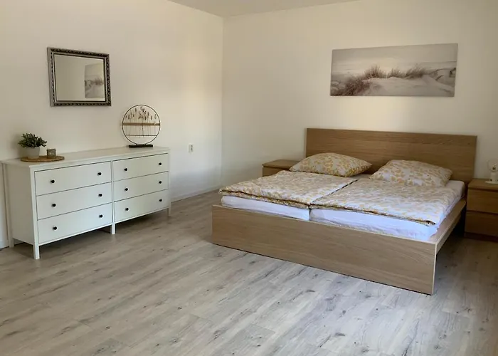 Undine Mit E-auto-ladestation * Oranienbaum-Woerlitz