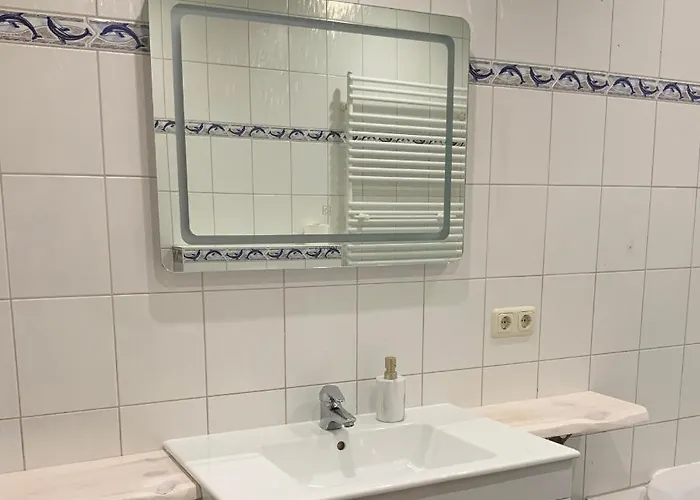 Undine Mit E-auto-ladestation