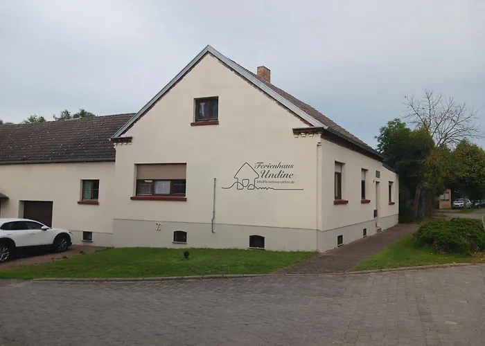 Undine Mit E-auto-ladestation Oranienbaum-Woerlitz