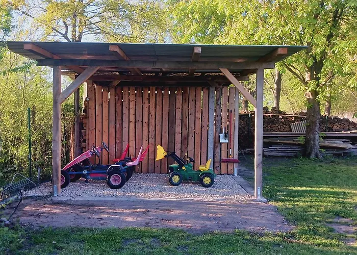 Undine Mit E-auto-ladestation * Oranienbaum-Woerlitz